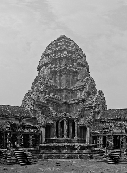 angkor1-117-Edit - angkor1-119-Edit - 5535x7488 - SCUL-Smartblend