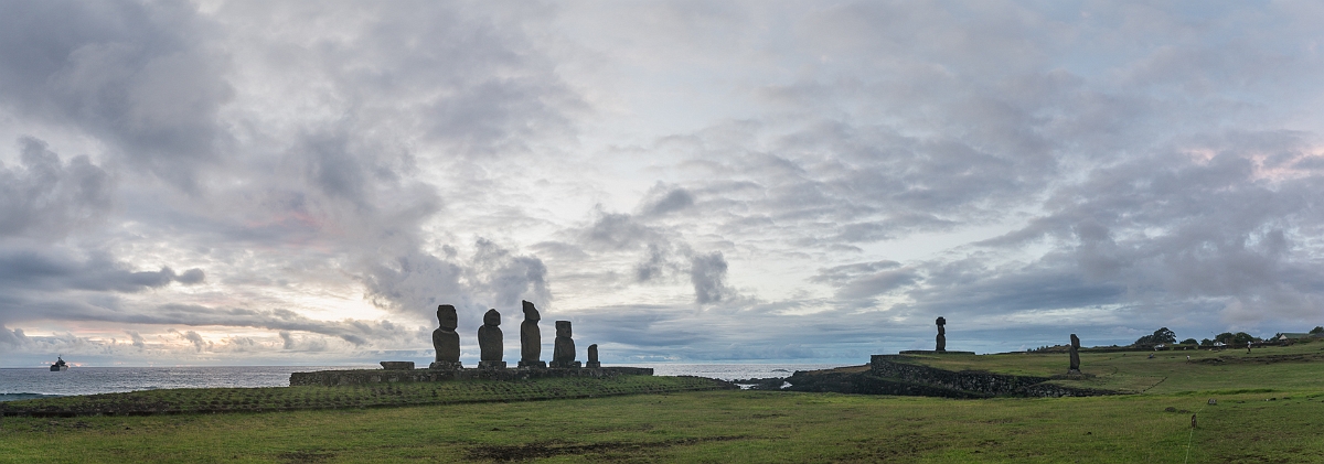 EasterIsland4-109_EasterIsland4-115