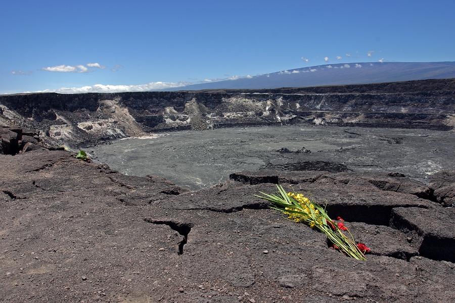 Kilauea - gifts to Pele